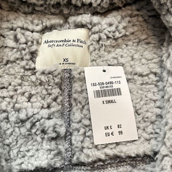 NWT Abercrombie Cinched Cocoon Sherpa Full-Zip LIGHT GREY XS - Picture 4 of 5